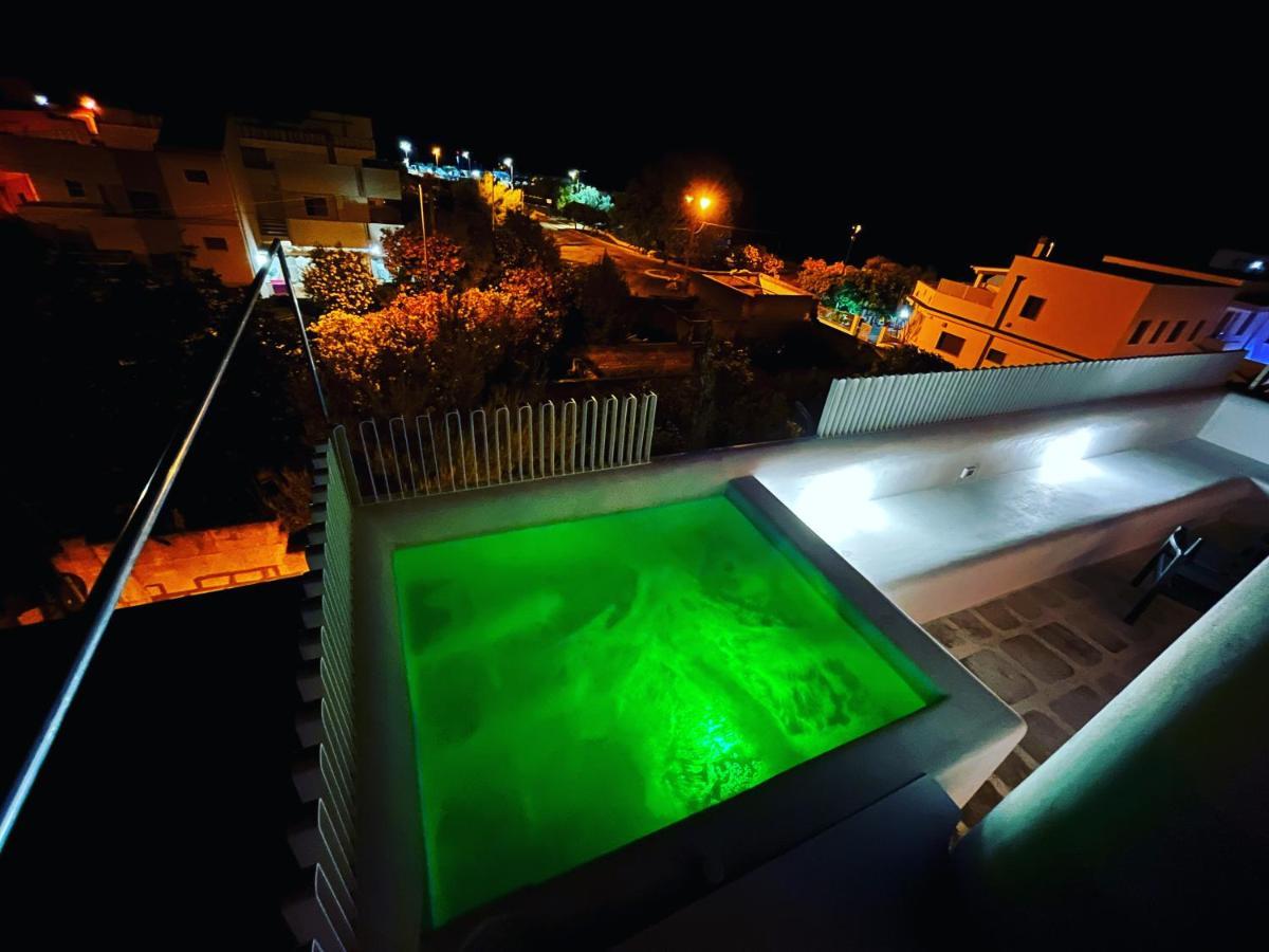 Casa Mediterranea Jacuzzi Riscaldata Con Caminetto Specchiolla Exterior photo